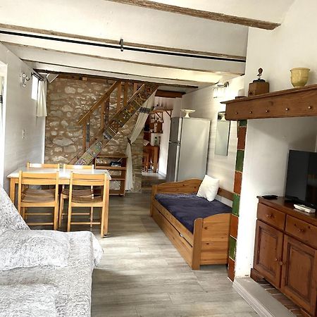 Gites Du Mas Gibert A Saussines Entre Nimes Et Montpellier Bagian luar foto