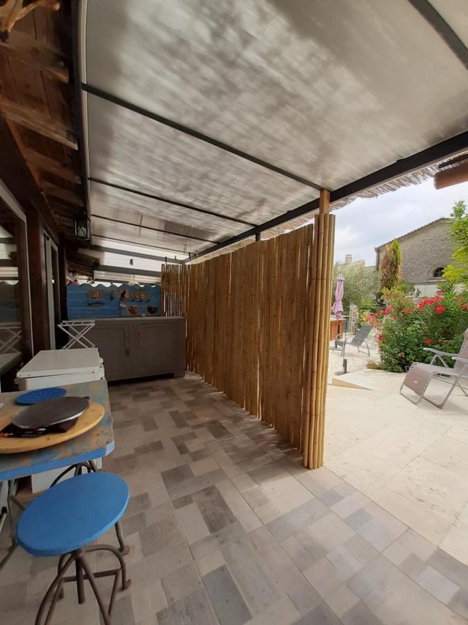 Gites Du Mas Gibert A Saussines Entre Nimes Et Montpellier Bagian luar foto