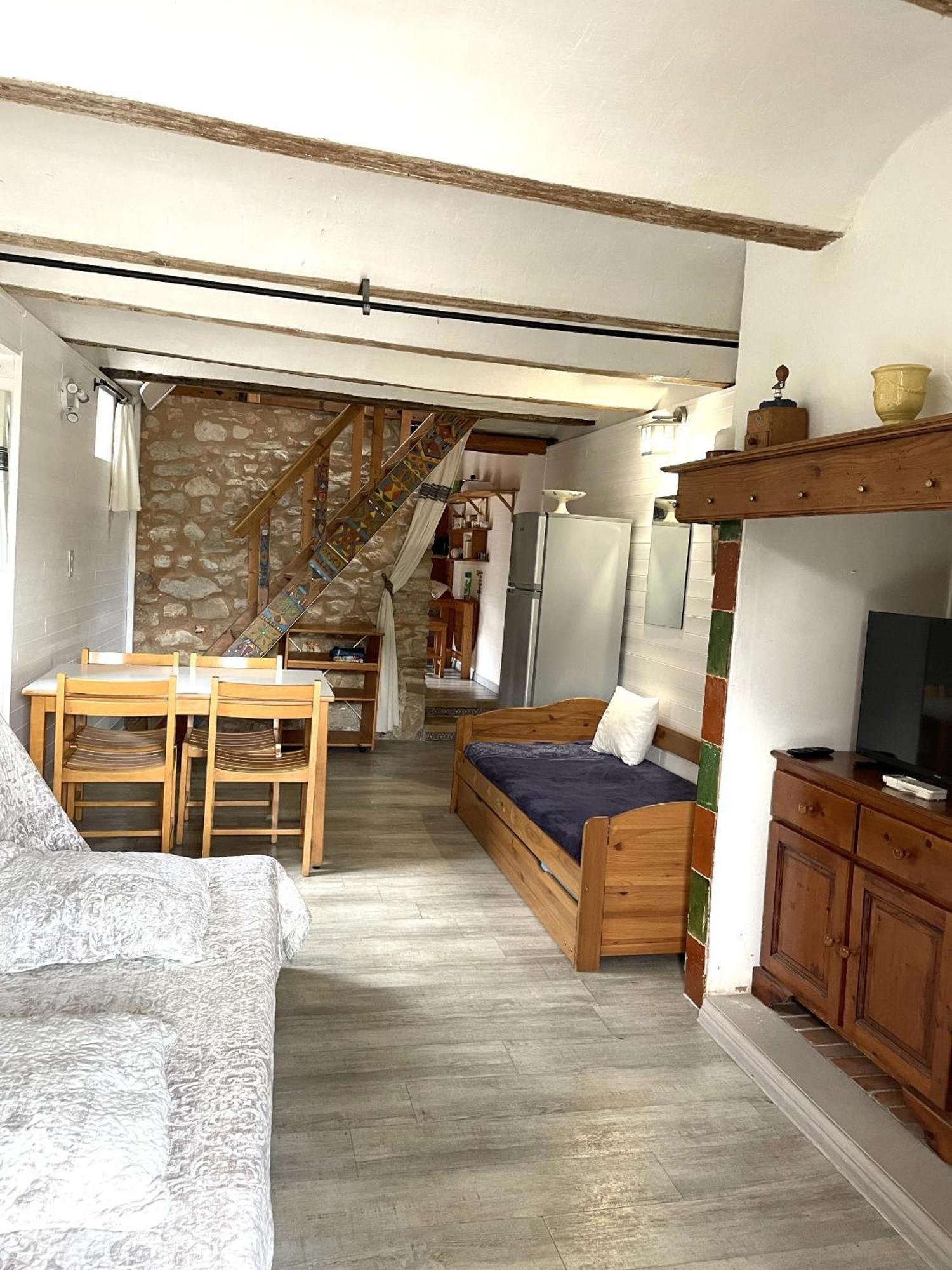 Gites Du Mas Gibert A Saussines Entre Nimes Et Montpellier Bagian luar foto