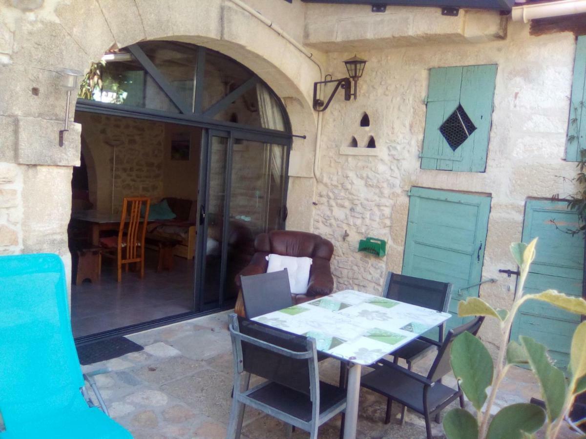 Gites Du Mas Gibert A Saussines Entre Nimes Et Montpellier Bagian luar foto
